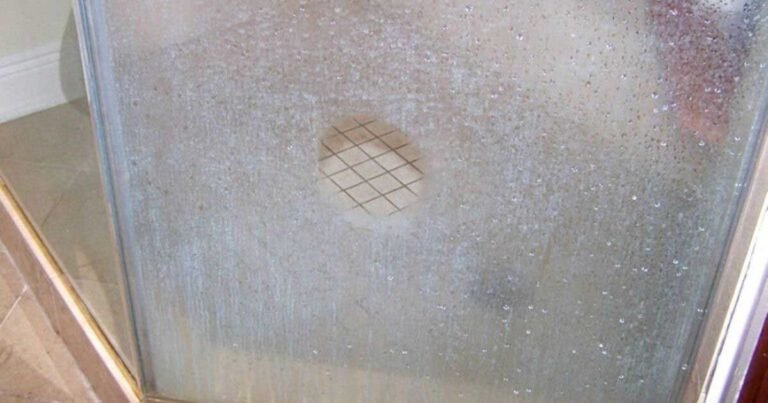 How To Rid Mildew And Hard Water Stains From The Shower