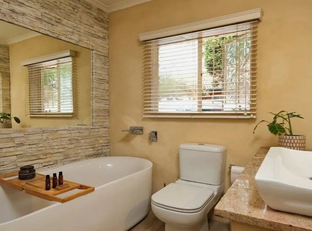 You’ve Probably Never Cleaned This in Your Bathroom and You Really Should!