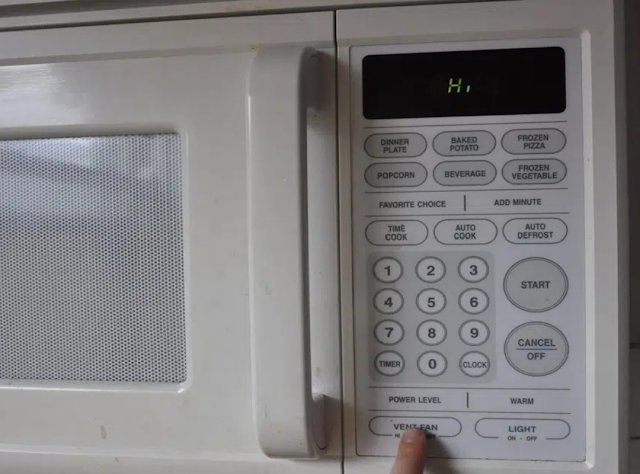 This is Why You Should Start Using This Microwave Button Immediately