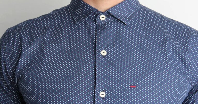 Why Are Women’s Buttons on the Left and Men’s on the Right?