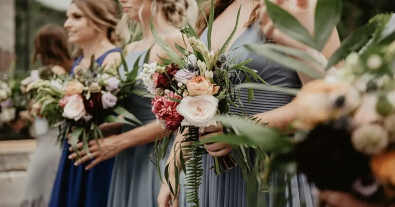 This is Why Bridesmaids Always Match Dresses at Weddings