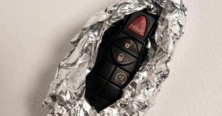 Police Are Urging Drivers To Wrap Their Keys In Tinfoil